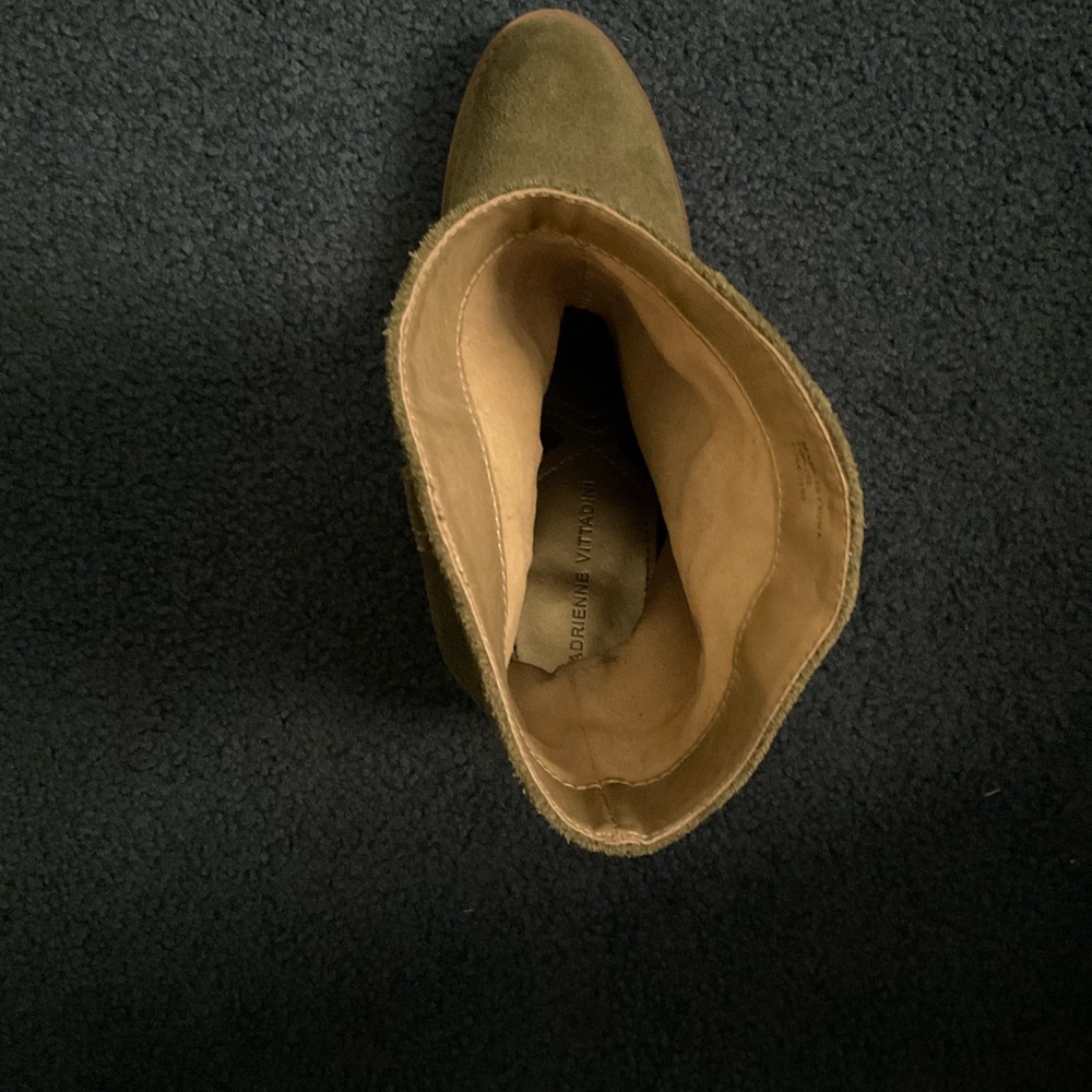 🔥Adrienne Vittadini Green Suede Boot size 7 - Picture 6 of 7